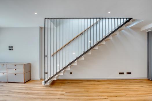 Triplex for sale with private pool
