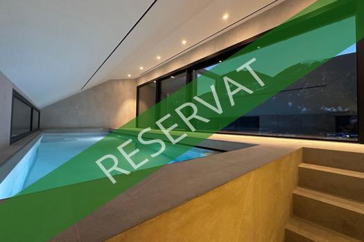 Triplex for sale with private pool