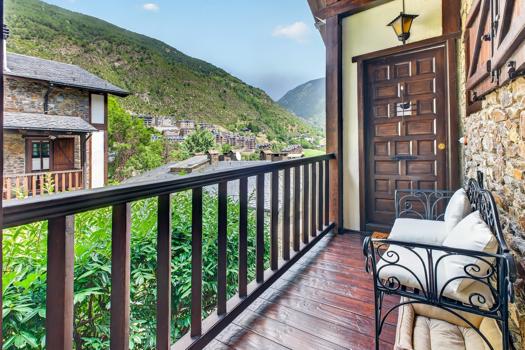 Ático rústico reformado con vistas espectaculares en La Pleta de Vila, Encamp