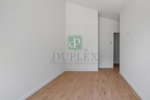 Ático de tres habitaciones en venta en Encamp.