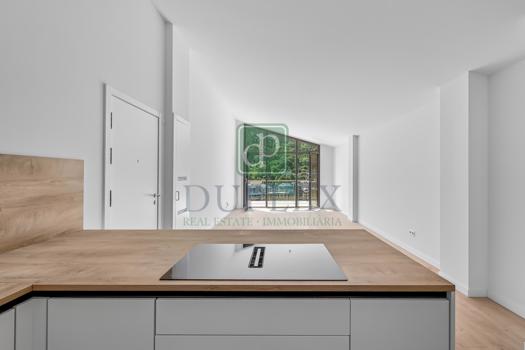 Ático de tres habitaciones en venta en Encamp.