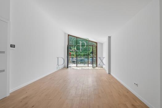 Ático de tres habitaciones en venta en Encamp.