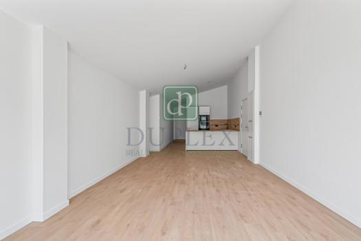 Ático de tres habitaciones en venta en Encamp.