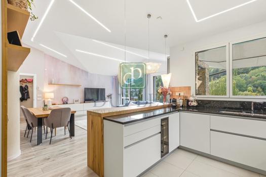 Three-Bedroom Penthouse for Sale in La Massana