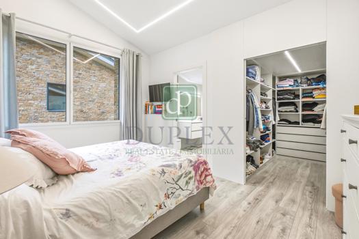 Three-Bedroom Penthouse for Sale in La Massana