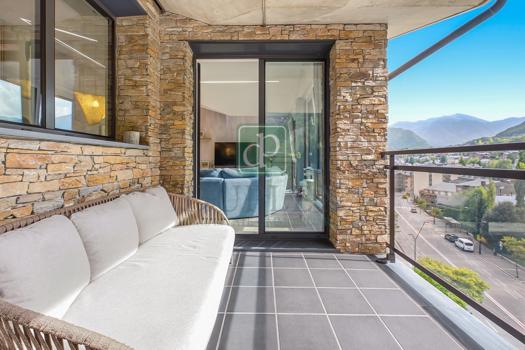 Ático de tres habitaciones en venta en La Massana