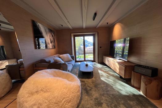 Elegante apartamento con jardín en El Tarter 