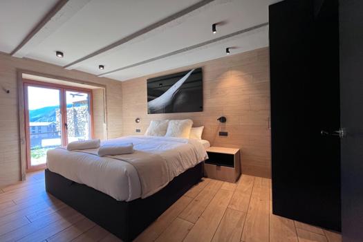 Elegante apartamento con jardín en El Tarter 